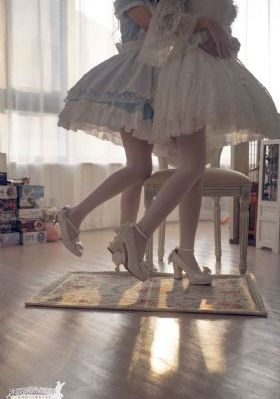 女人久久久久久久_超清电影在线观看