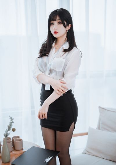 白嫩无码人妻丰满熟妇啪啪区百度_720免费观看最新