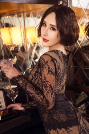 亚洲AV成人一区二区三区尤物_720动漫在线观看
