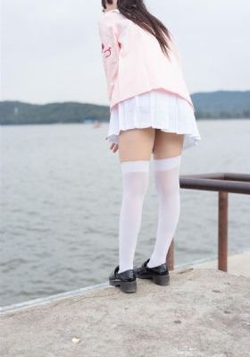 精品一区二区三区视频在线观看免_超清版蓝光版中文字幕包