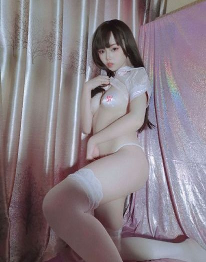 一级片公交车上多男多女轮奸视频_高清电影观看